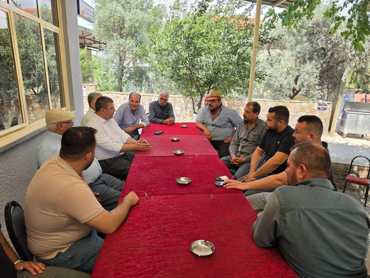 Başkan Okuroğlu, doludan zarar g&ouml;ren Kurşak Mahallesi&rsquo;nde &uuml;reticilerle buluştu