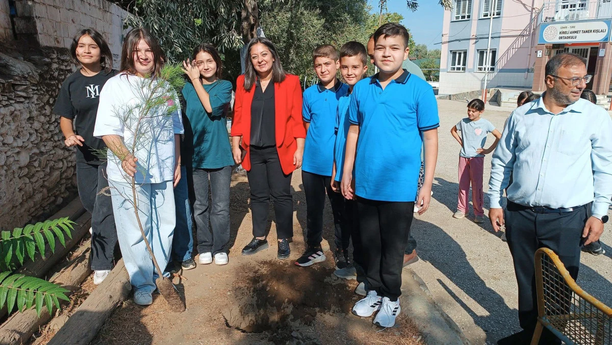 Her Çocuk Bir Fidan, İlk Ders “Yeşil Vatan” 