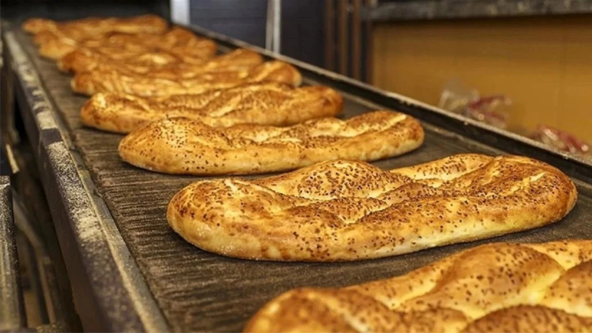 İzmir'de Ramazan pidesi fiyatları belli oldu!