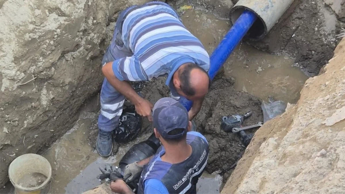 İZSU&rsquo;dan TOKİ Mahallesi&rsquo;ne kalıcı &ccedil;&ouml;z&uuml;m! Su kesintileri sona eriyor