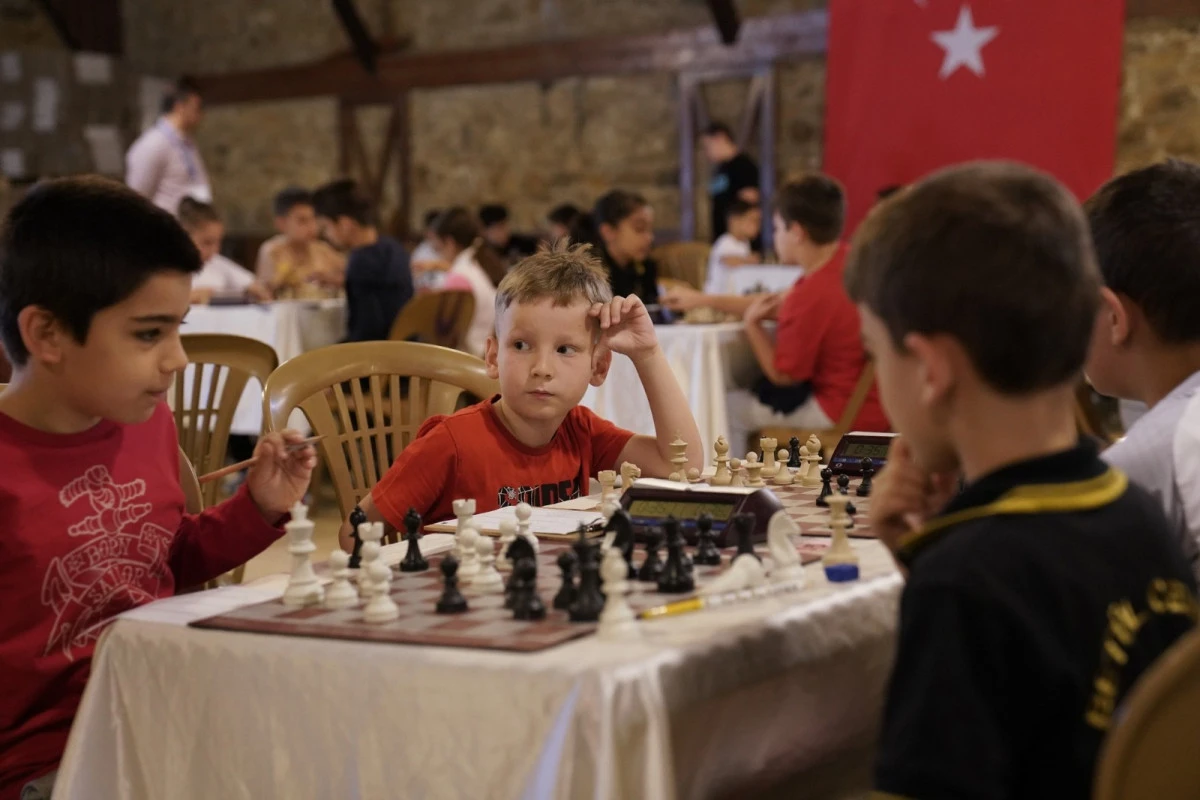 Tire Belediyesi Geleneksel Satran&ccedil; Turnuvası Başlıyor