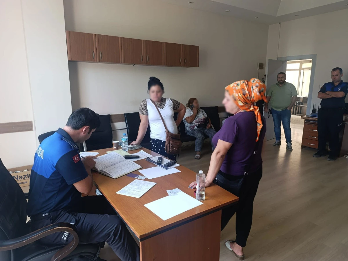 Tire’de dilenci grubu, Zabıta tarafından yakalandı