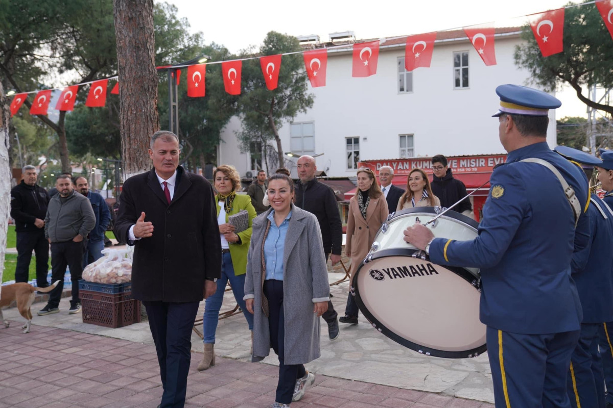 TİRE’DE YENİLENEN ATATÜRK PARKI AÇILDI