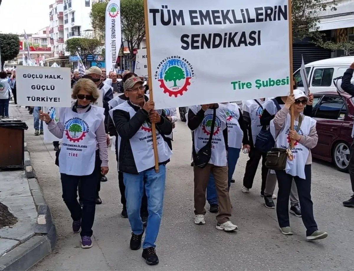 Tireli Emekliler Hak Arayışını S&uuml;rd&uuml;r&uuml;yor